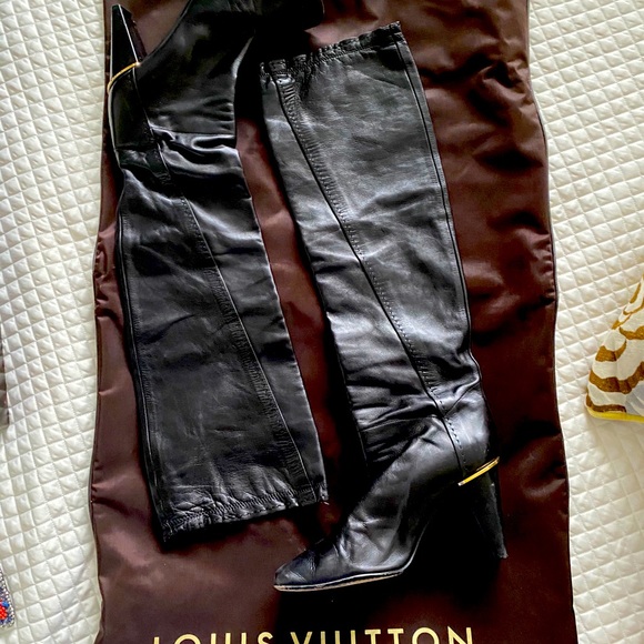 Louis Vuitton boots - Picture 1 of 5
